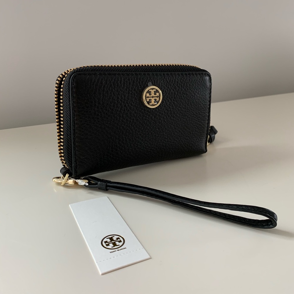 Tory Burch Leather Smartphone Wristlet in Black